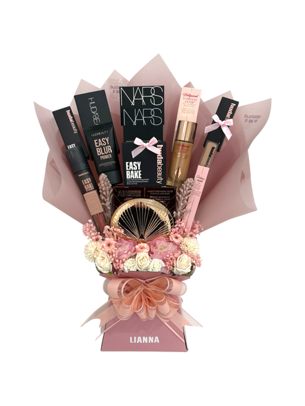 Princess Luxe Makeup Arrangement